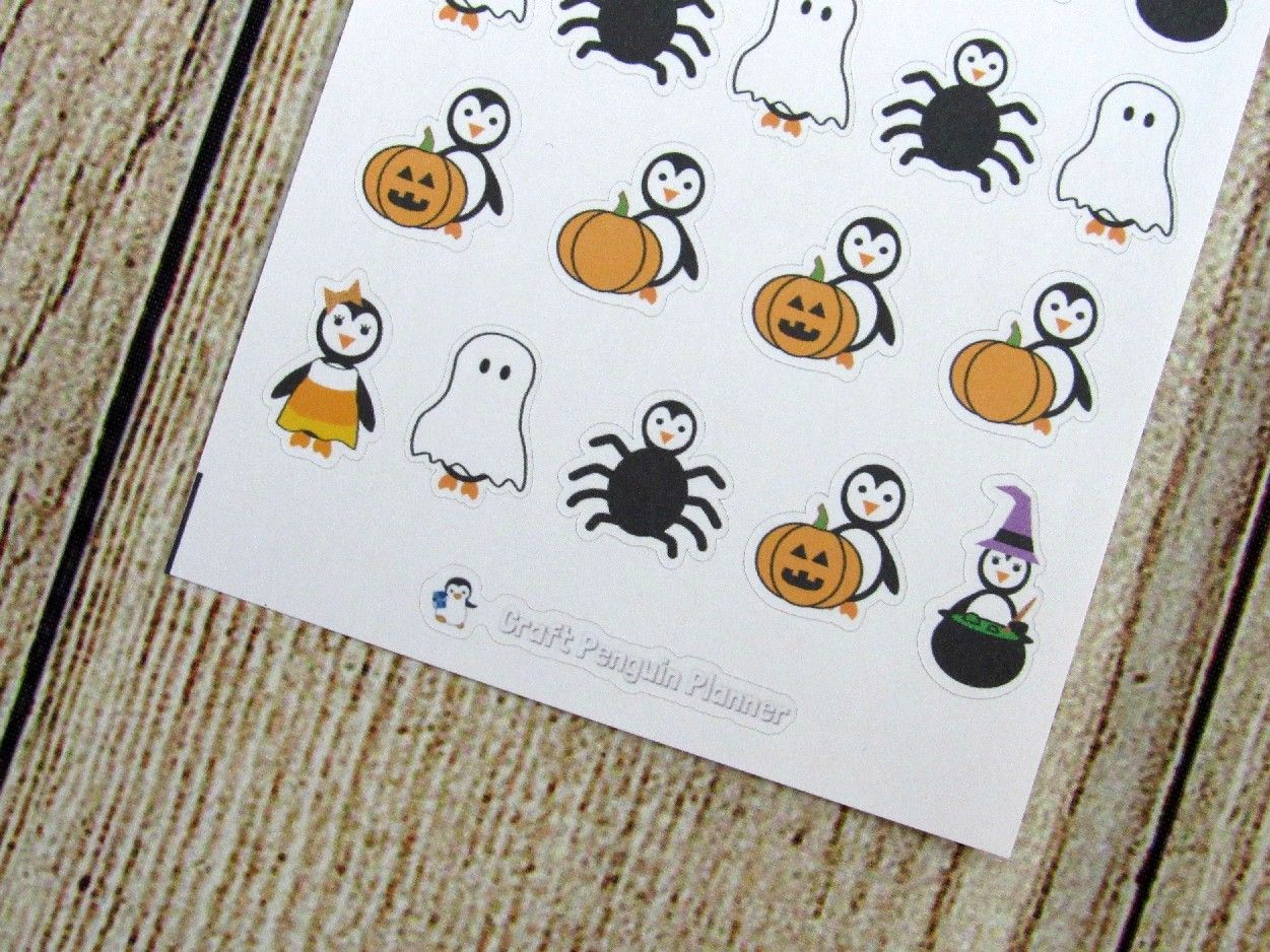 Halloween Waddles & Snowflake